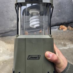 Coleman lantern
