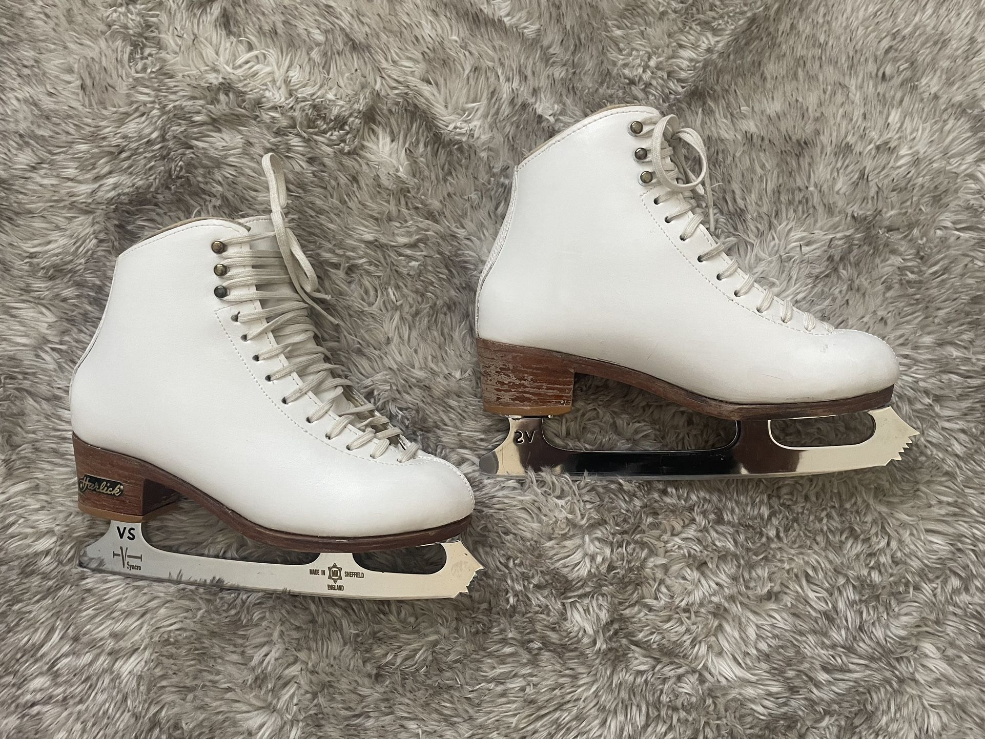 Figure Skates - Custom Harlick/MK Vision Synchro Blade 5.5