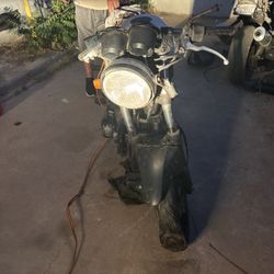 Suzuki 1996 Gs500