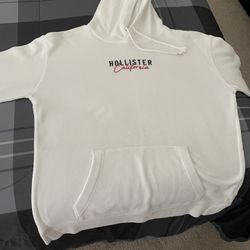 Hollister adult size sweatshirt medium great condition