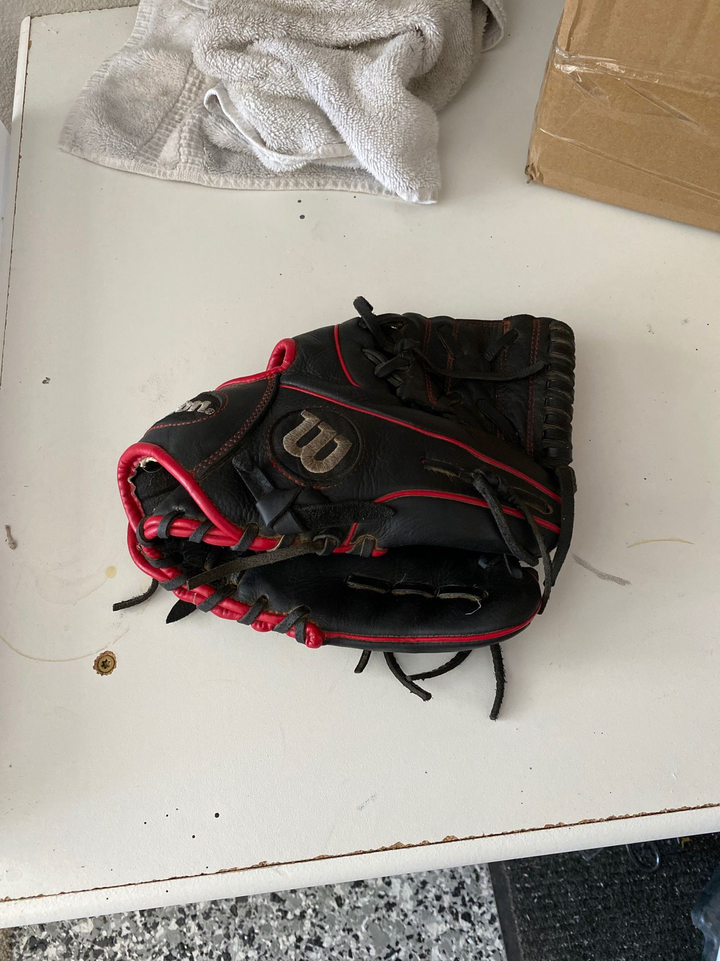 Wilson A950 11.5” baseball glove