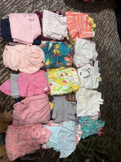 Ropa de baby de 0/3 meses toda está en muy buenas condiciones