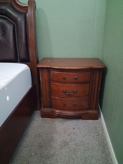 Bedside dresser