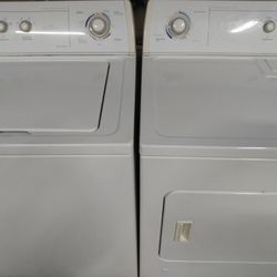 Whirlpool Set Washer And Gas Dryer They Both Work Great