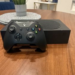 Xbox Series S 1tb black