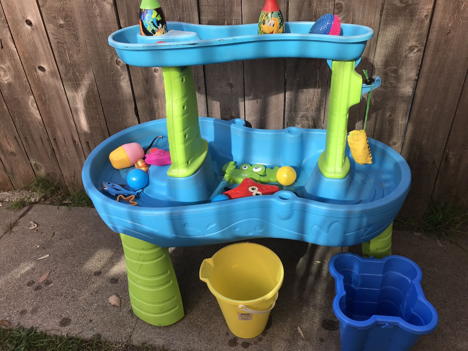 Water Table With Toys $25 Used Clean South La 90043