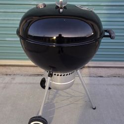 Weber 22" Kettle Charcoal Bbq Grill Bundle 