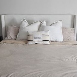 Dresser And 2 Nightstands 