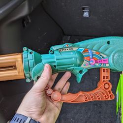 Nerf Gun (No Darts)