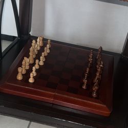 old Wood Chess Board missing 1 Piece $5