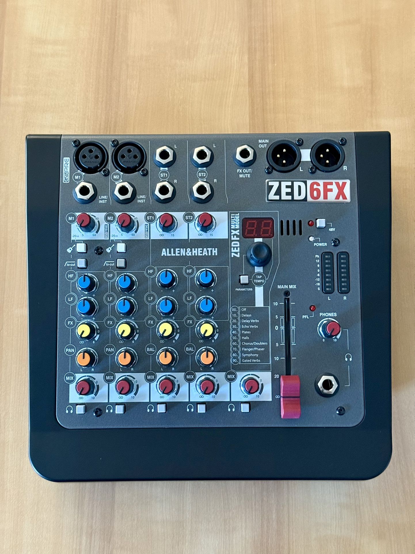 Allen & Heath Zed 6FX Mixer