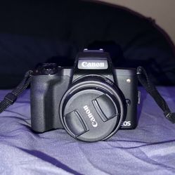 CANON M50 (with 15-45mm lens)