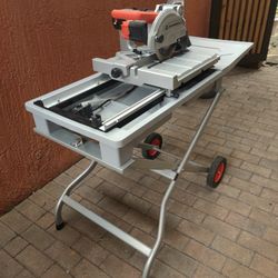 Diamondback 7in. Tile Saw