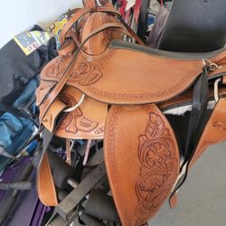 Walking Horse Saddle 