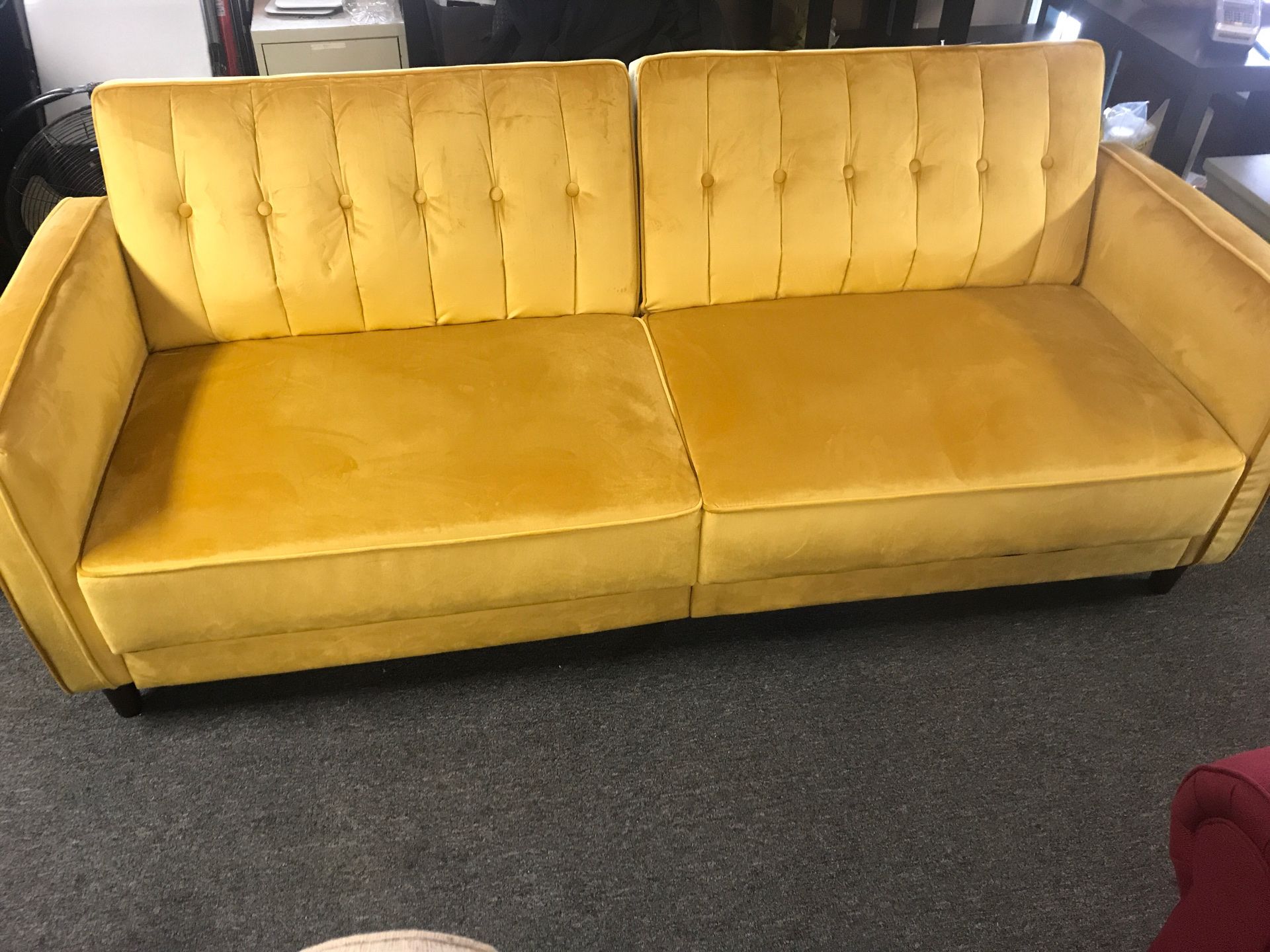 Gold futon