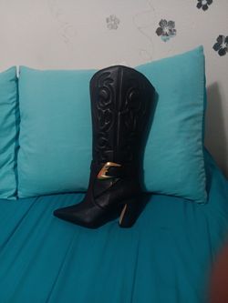 Vince Camuto Boots