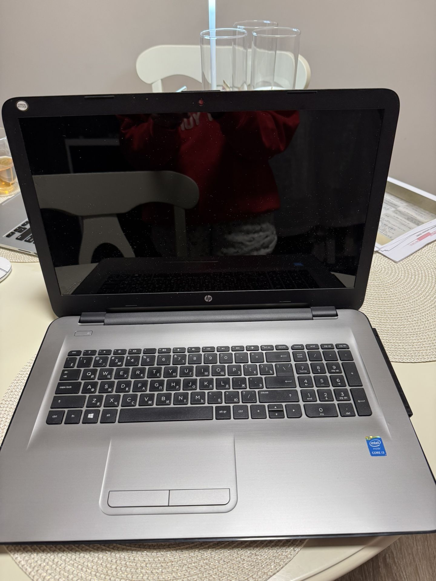 HP Laptop 17” For Parts Brand New Battery No Hard Driver