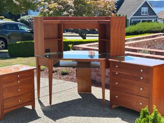 Stanley Youth Bedroom Furniture - 4 Piece