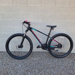 SPECIALIZED PITCH SPORT 27.5 INCH MOUNTAIN BIKE LIKE NEW ( CHECK MY OTHER BIKES)