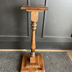 Wood Pedestal Plant Stand 