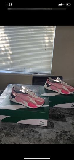$90 Brand new Woman pumas for sale size 7