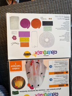 Halloween crafts and door sign