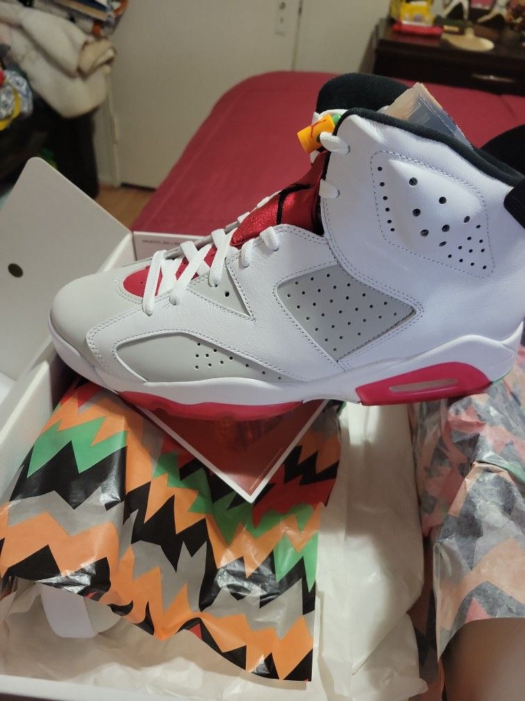 AIR JORDAN 6 RETRO