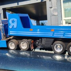 Toys R Us Truck 