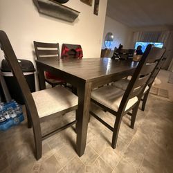 Dinner Table Set For 6