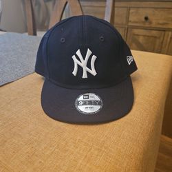 Infant Yankee Hat