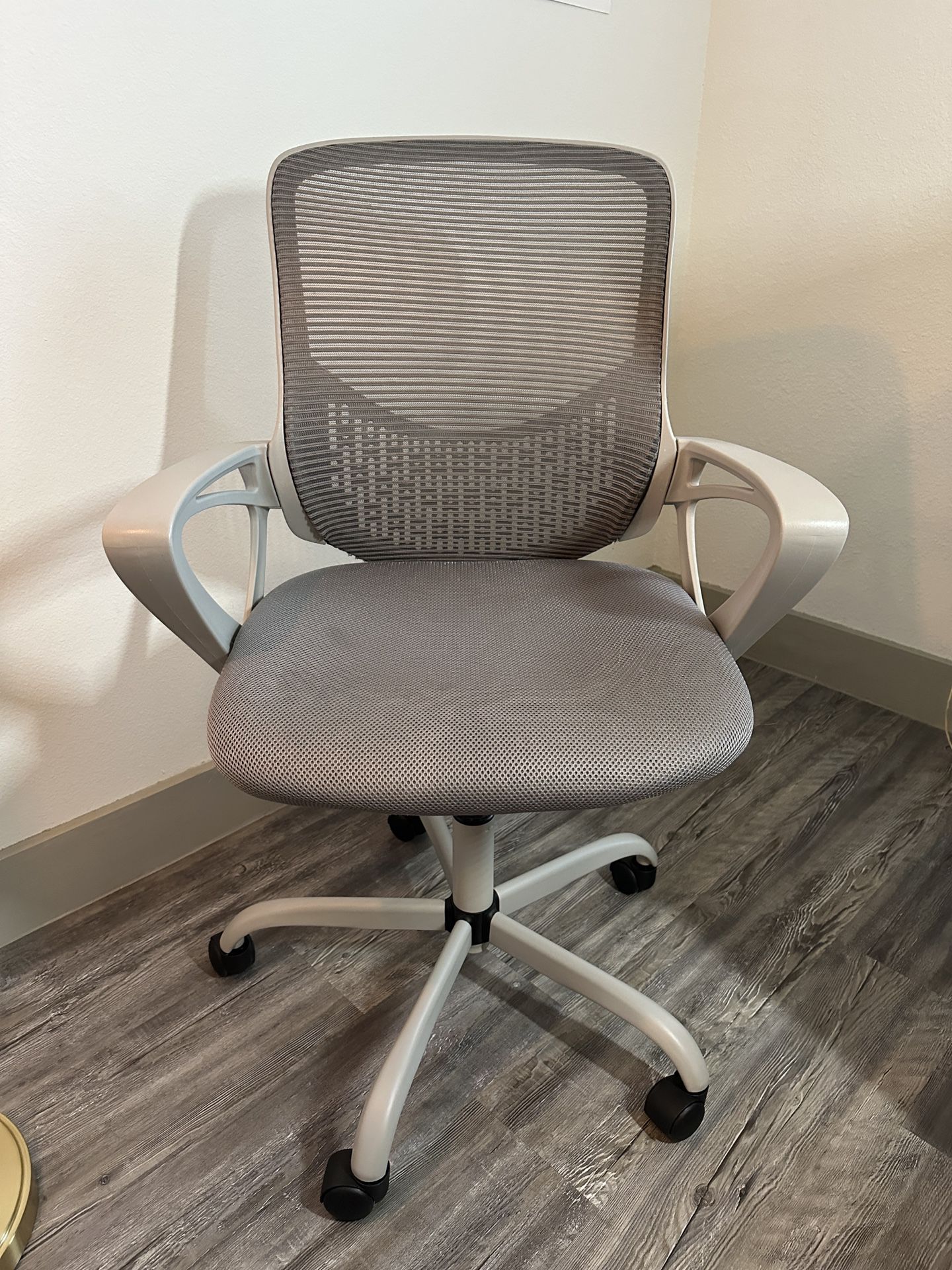 Swivel Office Rolling Chair
