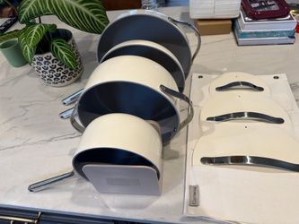 Caraway Cream Ceramic Cookware Set + Lids & Storage Organizers – Excellent Condition