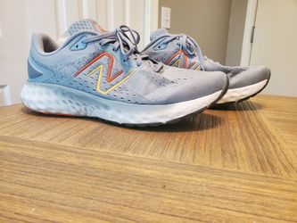 New Balance Fresh Foam Evoz V2 Lightweight Running Shoes Sneakers Men's Size 11.5
Good condition 
Pick up in Duluth