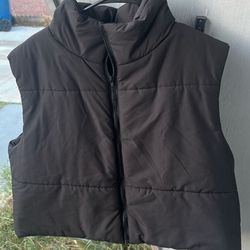 Slight Puffer Vest