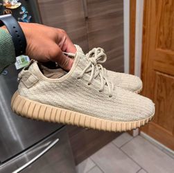 Adidas Yeezy 350 Tan Size 7.5 Men’s