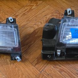 Original 2023 JEEP GLADIATOR Lights & Markers