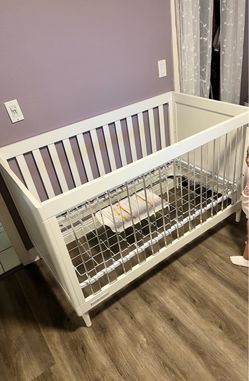 Delta Children Bowie 4 in 1 Convertible Crib