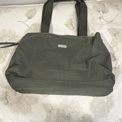 Baggallini Nylon  Multi Pocket Bag Olive Color