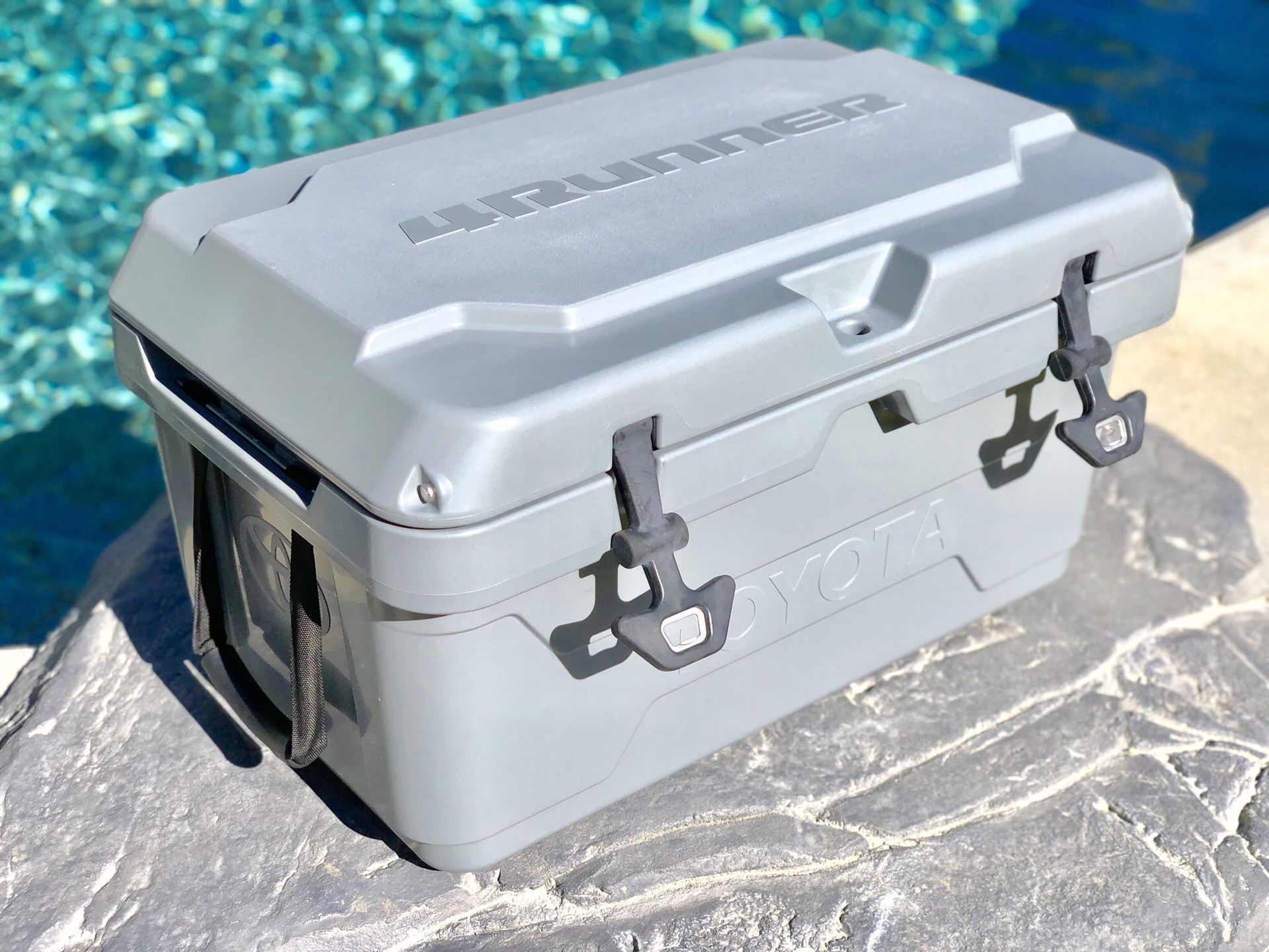 NEW TOYOTA/YETI 40-QT HARD COOLER for Sale in Sierra Madre