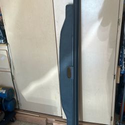 2011 BMW x5 Cargo Shade 