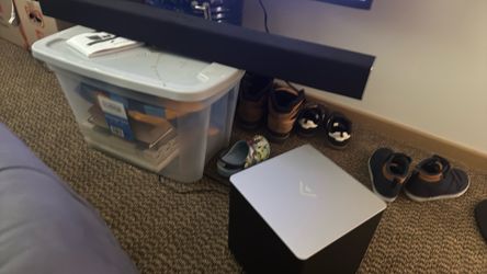 Sound bar with speakers