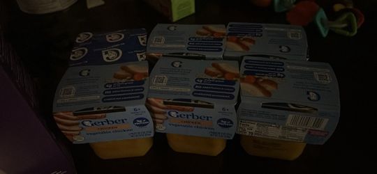Bottles brand new and food puree
