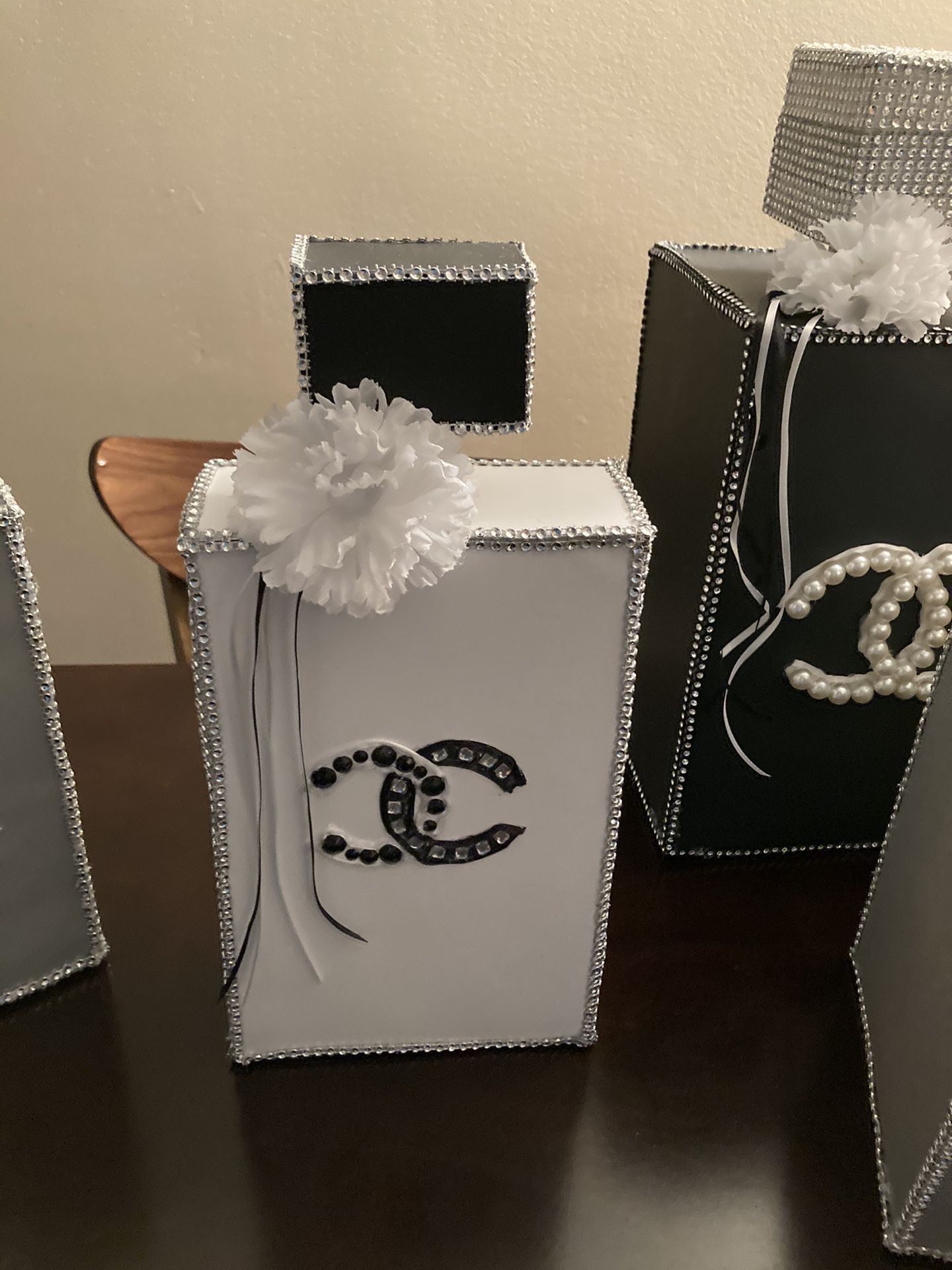 I’m selling my Chanel perfume boxes