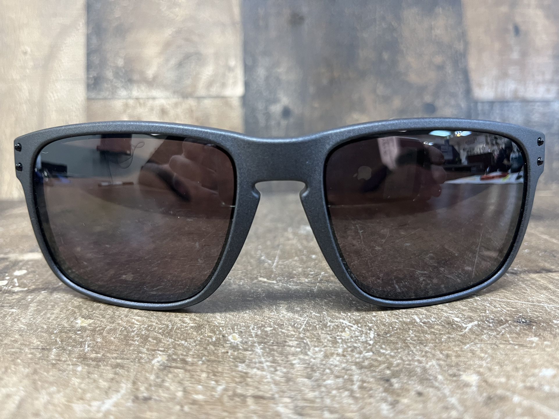 Men’s Oakley Sunglasses 