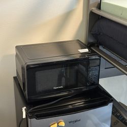 Kenmore Compact Microwave - Perfect Condition