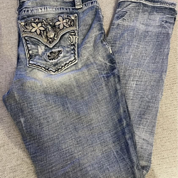 Miss me size 29 capris