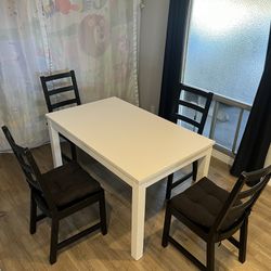 Dining Table 4 Seater IKEA (extendible to 6) Plus 4 IKEA chairs With Cushions 