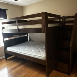 Full size bunk bed for sell