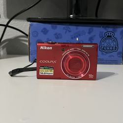 Nikon Coolpix Digital Point And Shoot Camera