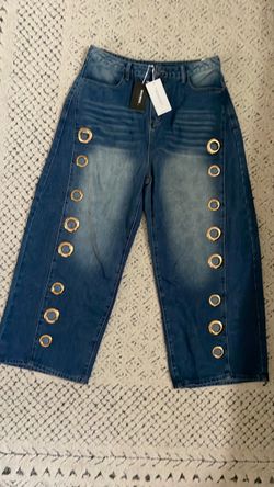 Wide-Leg Jeans with Gold Grommet Detail